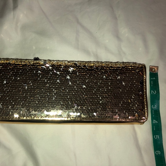 ALDO Gold Sequins Clutch NEW WITH LABEL - Picture 6 of 7